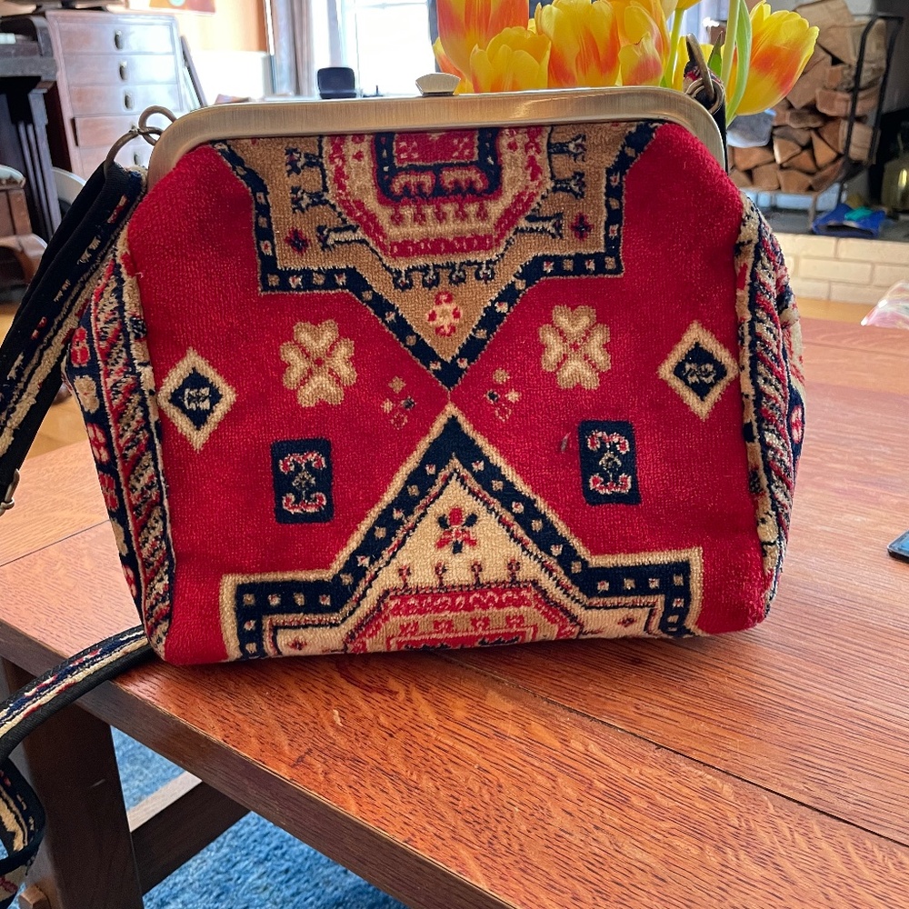 English Carpet Bag